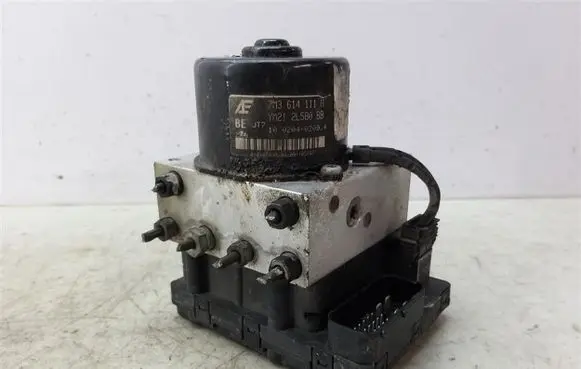 Ford Galaxy ABS Pump YM212L580BB