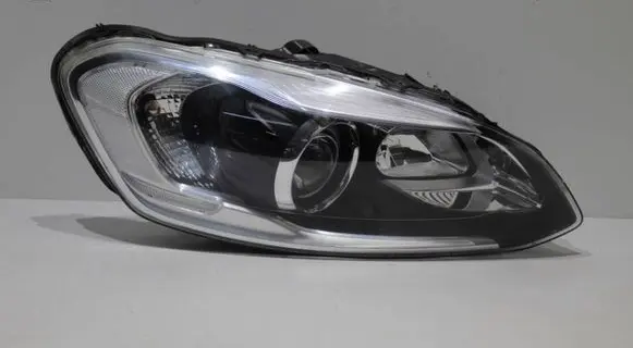 Volvo XC60 Headlight/headlamp