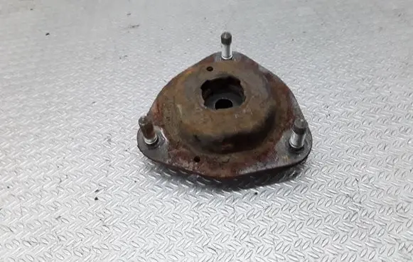 Toyota Avensis Verso Front upper strut mount 