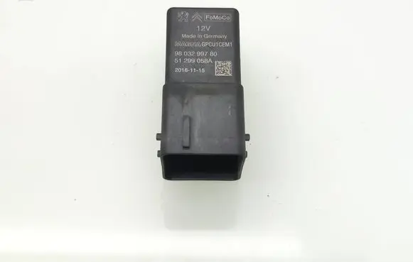Peugeot Expert Glow plug pre-heat relay 9803299780 51299058A