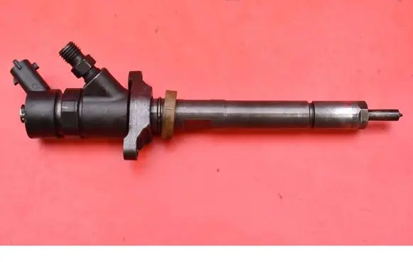 Fuel injector