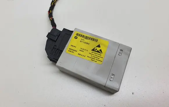 BMW 5 E60 E61 Center console control module 9113064