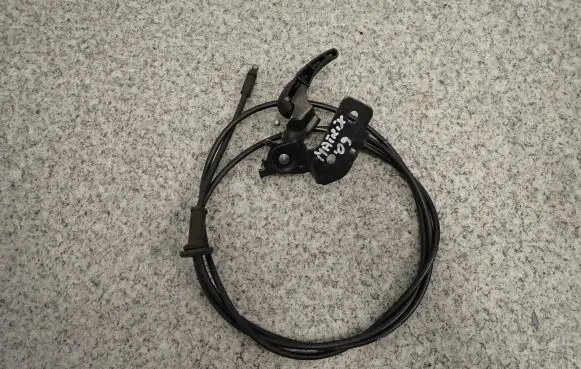 Hyundai Matrix Engine bonnet/hood lock release cable 