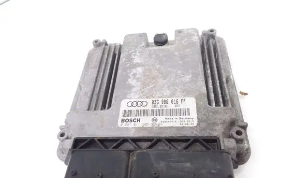 Audi A3 S3 8P Engine control unit/module 03G906016FF 0281011905