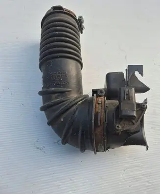 Mazda CX-5 Air intake hose/pipe 8H0113221