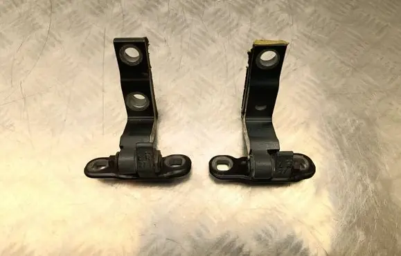 Volvo XC40 Front door hinge set 31424585