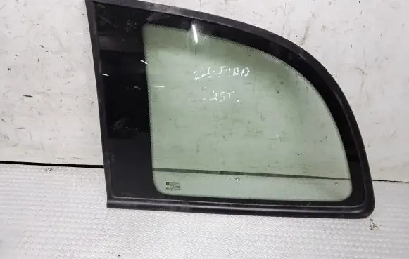 Opel Zafira A Rear side window