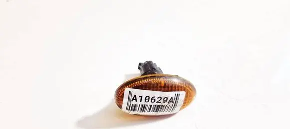 Subaru Legacy Front fender indicator light 