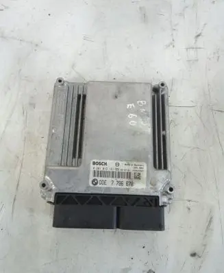 BMW 5 E60 E61 Engine control unit/module 7796678