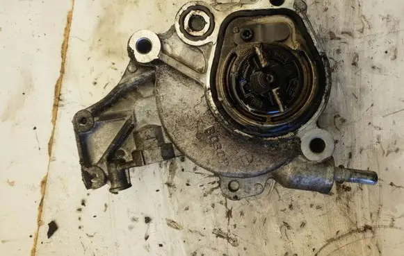 Jaguar XF X250 Vacuum pump D171B1A 2806Z