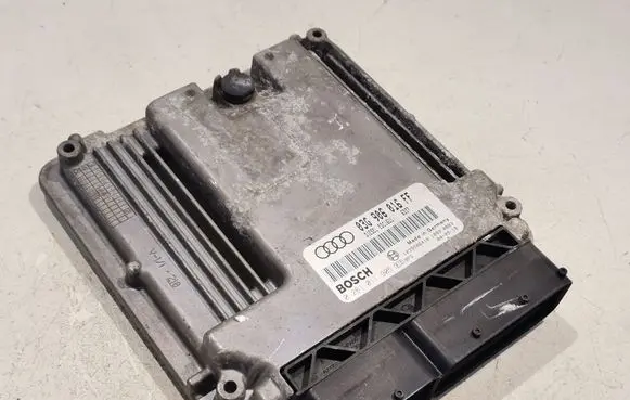 Audi A3 S3 8P Engine control unit/module 03G906016FF 0281011905 1039S06416