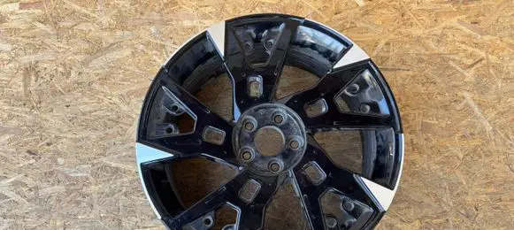 R20 alloy rim