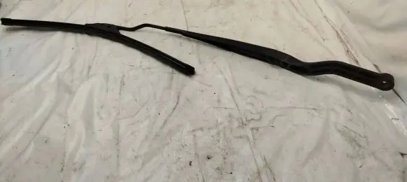 Audi A6 S6 C5 4B Windshield/front glass wiper blade 