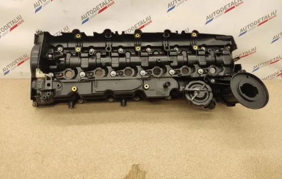 BMW 3 F30 F35 F31 Rocker cam cover 7823181 11127823181