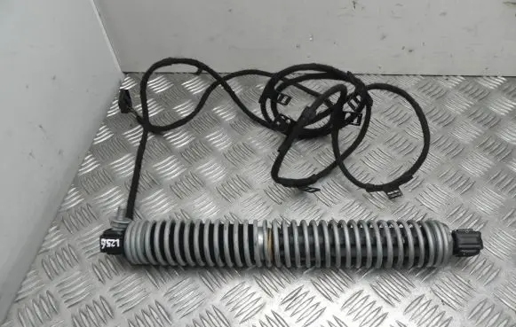 BMW 5 F10 F11 Tailgate/trunk/boot tension spring 4831587