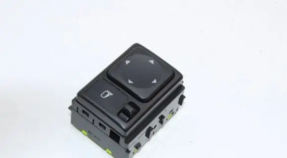 Nissan Juke I F15 Wing mirror switch 2918K3