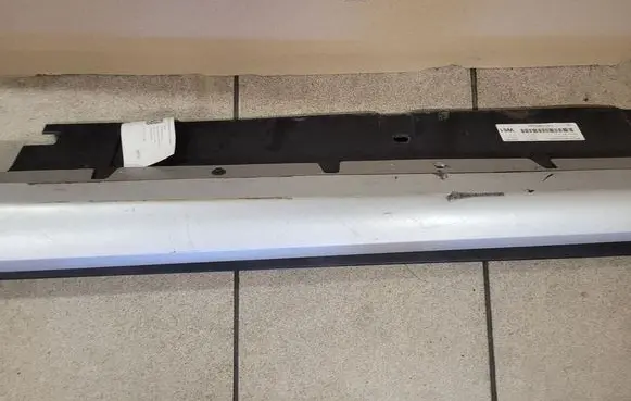 BMW X1 F48 F49 Sill/side skirt trim 51777332327