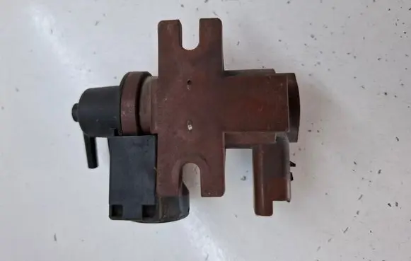 Ford S-MAX Turbo solenoid valve 6G9Q9E882CA