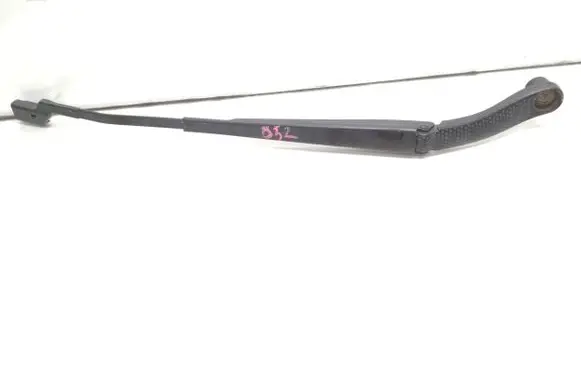 Peugeot RCZ Windshield/front glass wiper blade YM24005580