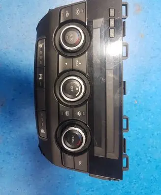 Mazda 3 II Tailgate/trunk/boot open switch kd5361190g