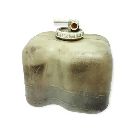 Mitsubishi Pajero Coolant expansion tank/reservoir