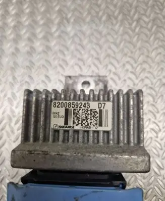 Renault Megane III Glow plug pre-heat relay 8200859243