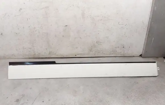 Volkswagen Transporter - Caravelle T5 Sliding door rail trim 