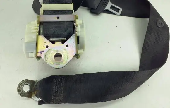 Audi A3 S3 A3 Sportback 8P Rear seatbelt 8P0857805 33054502 00405722448900