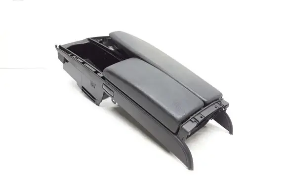 Mercedes-Benz C W204 Armrest A2046801339