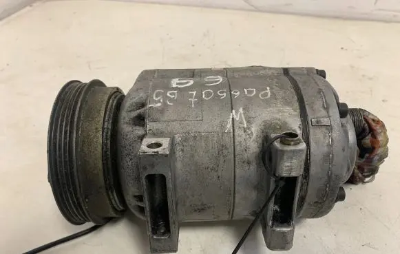 Volkswagen PASSAT B5 Air conditioning (A/C) compressor (pump) 0D0260805D