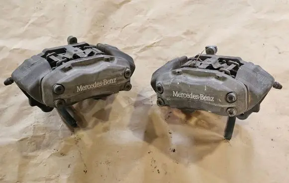 Mercedes-Benz SL R230 Front brake caliper A0044200183 A0044200283