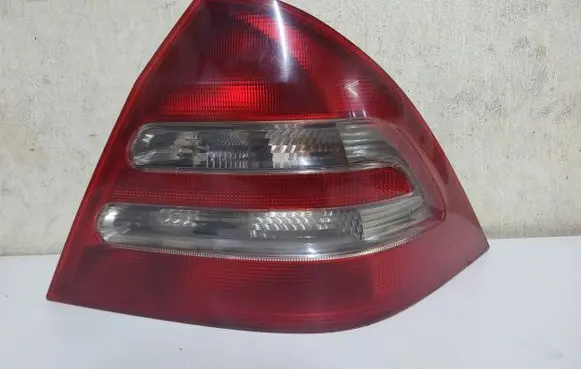 Mercedes-Benz C W203 Rear/tail lights