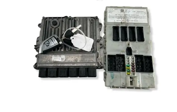 BMW 1 F20 F21 Engine ECU kit and lock set 8709210
