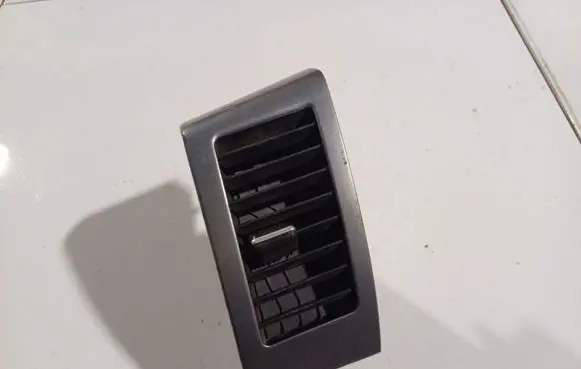 Peugeot 4007 Dash center air vent grill GN71114010