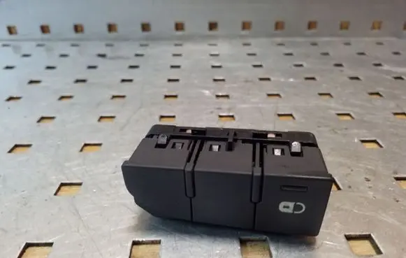Central locking switch button