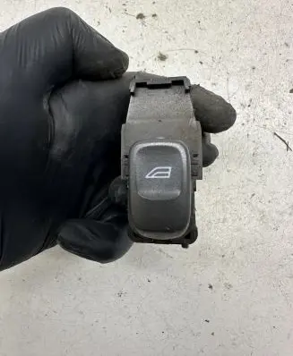 Volvo S40, V40 Electric window control switch 30889759
