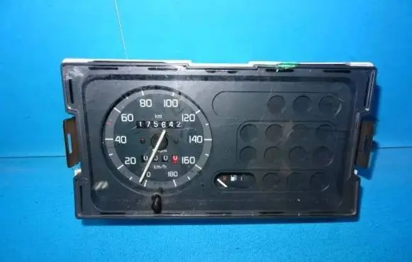 Renault Rapid Speedometer (instrument cluster) 7700305189