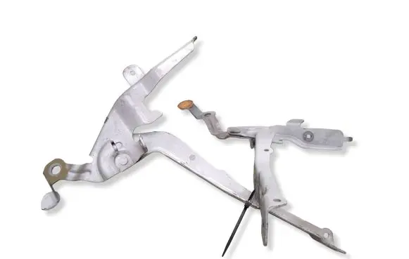 Peugeot 2008 II Engine bonnet/hood hinges 9839901380 9839901480
