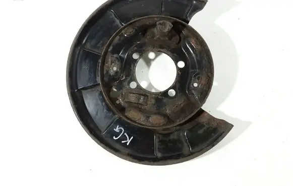 Toyota Prius+ (ZVW40) Rear brake disc plate dust cover 
