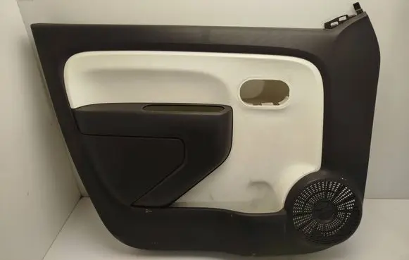 Renault Twingo III Front door card panel trim 156105422