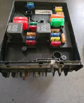 Volkswagen Caddy Fuse module 1K0937125C 1086 1197