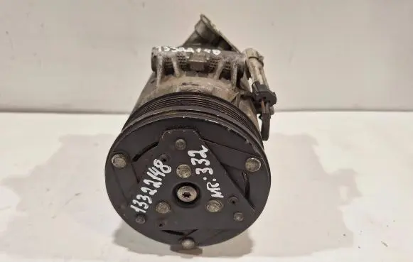 Opel Zafira B Air conditioning (A/C) compressor (pump) 13322148