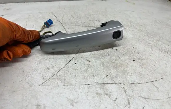Volvo V70 Rear door exterior handle 30753786