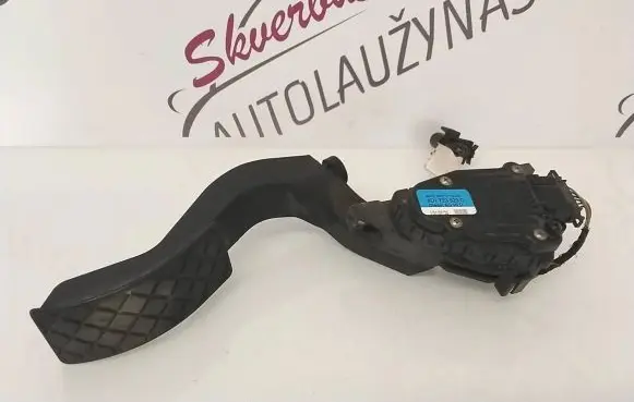 Audi A4 S4 B5 8D Accelerator throttle pedal 8D1723523G 6PV00777006