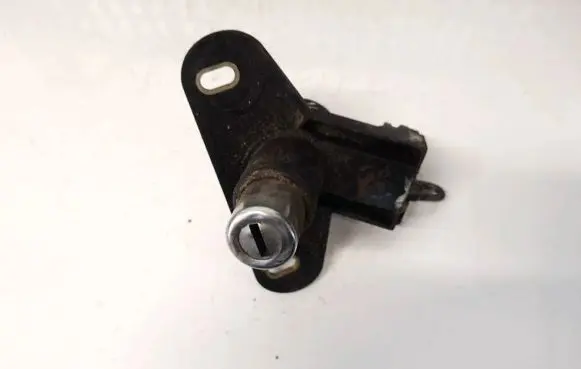 Opel Astra G Tailgate exterior lock 