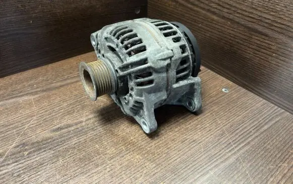 Iveco Daily 3rd gen Generator/alternator 0124525020 504009978
