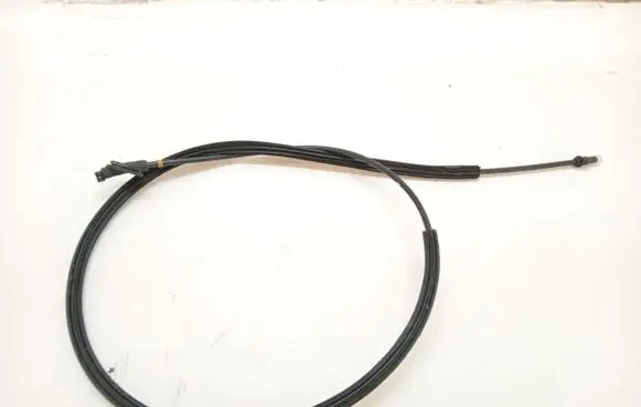 Audi A5 8T 8F Engine bonnet/hood lock release cable 8T2823535