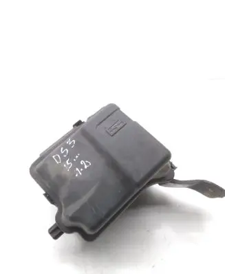 Citroen DS3 Fuse module 9667199680