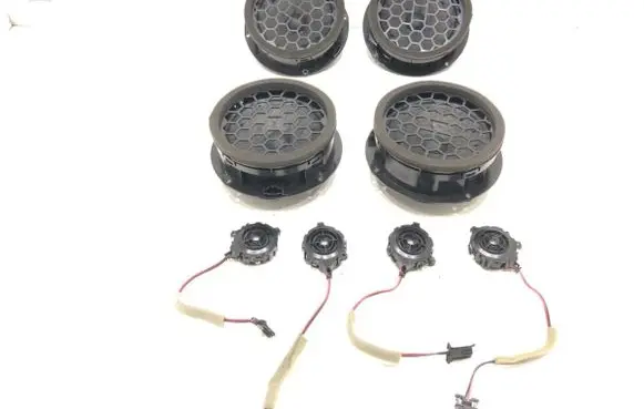 Skoda Octavia Mk4 Audio system kit 