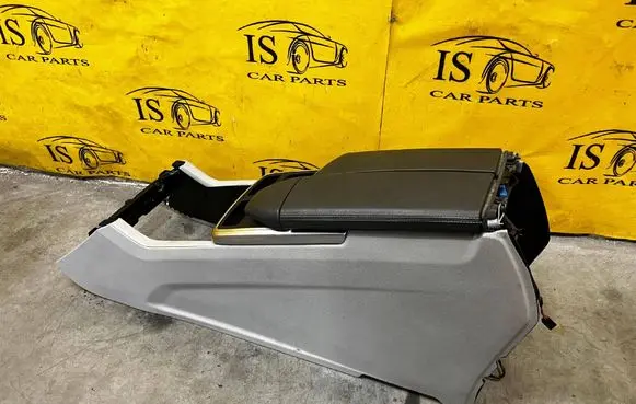 Mercedes-Benz GL X166 Center console P16905520S103